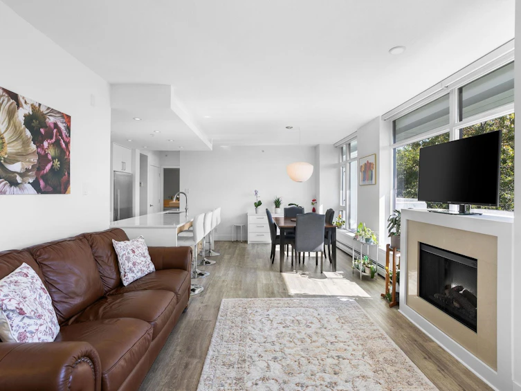 306-158 W 13th Street, North Vancouver, BC, V7M 0A7 - 10