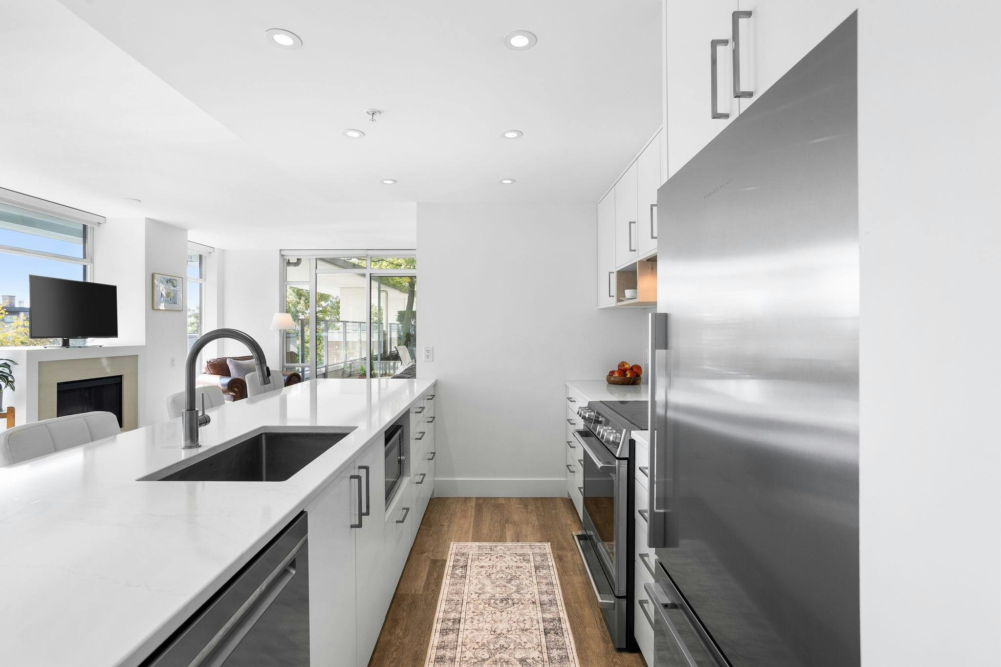 306-158 W 13th Street, North Vancouver, BC, V7M 0A7 - 13
