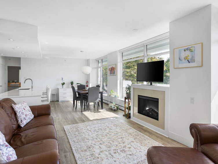 306-158 W 13th Street, North Vancouver, BC, V7M 0A7 - 11