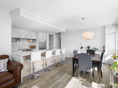 306-158 W 13th Street - 4