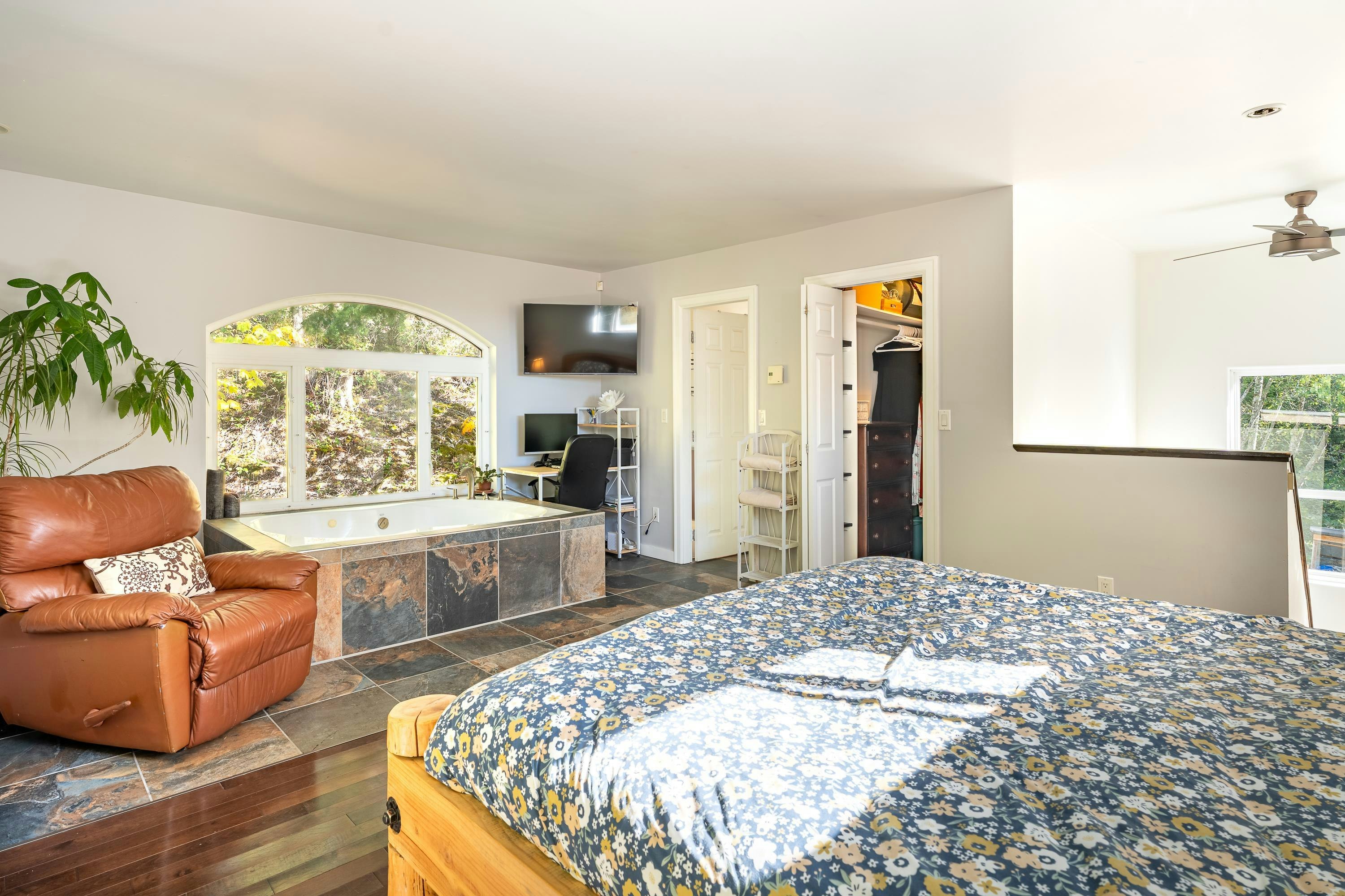 9158 Sunshine Coast Highway, Halfmoon Bay, BC, V0N 1Y2 - 29