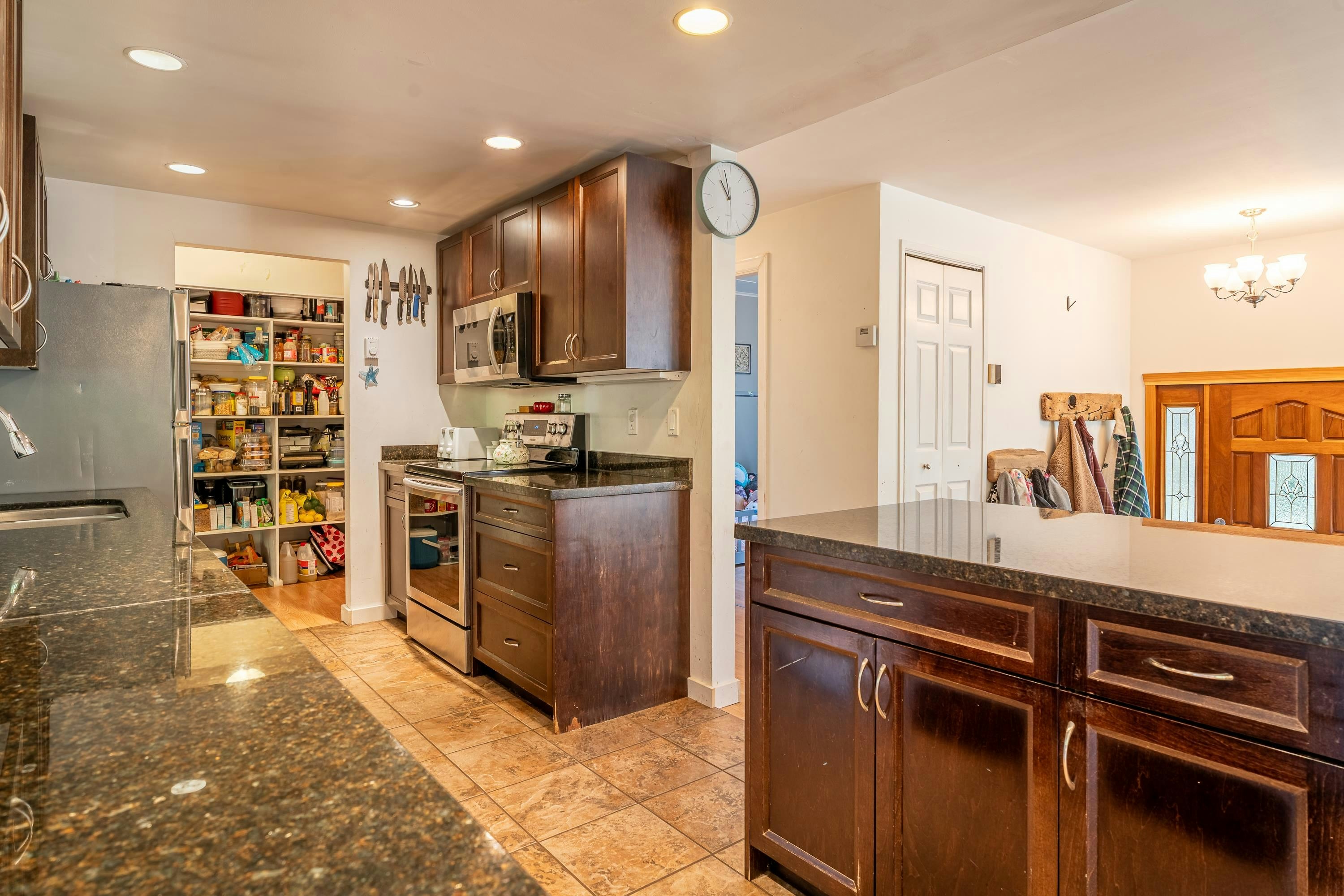 9158 Sunshine Coast Highway, Halfmoon Bay, BC, V0N 1Y2 - 15