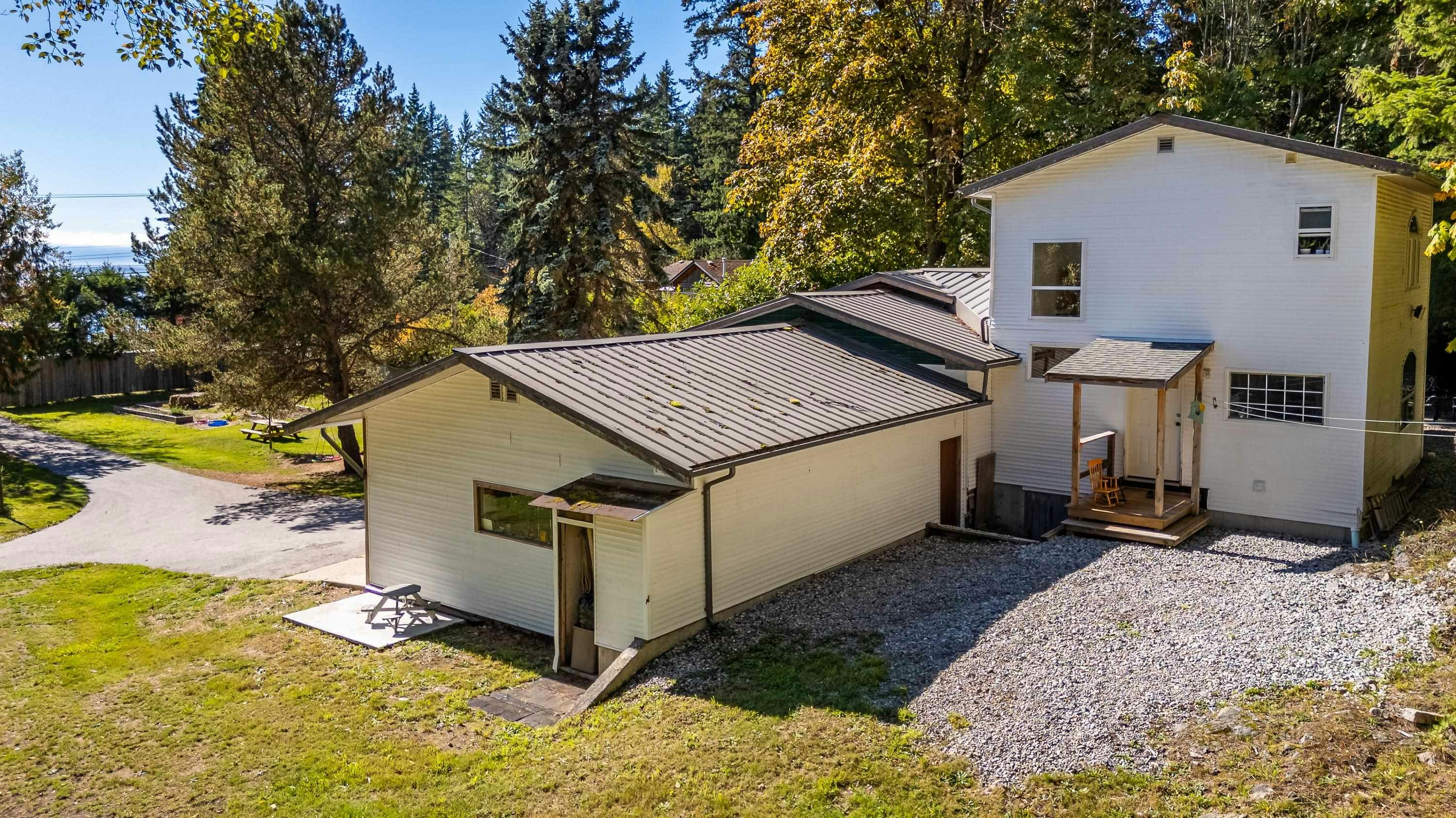 9158 Sunshine Coast Highway, Halfmoon Bay, BC, V0N 1Y2 - 39