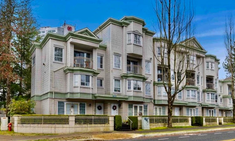323-15268 105 Avenue