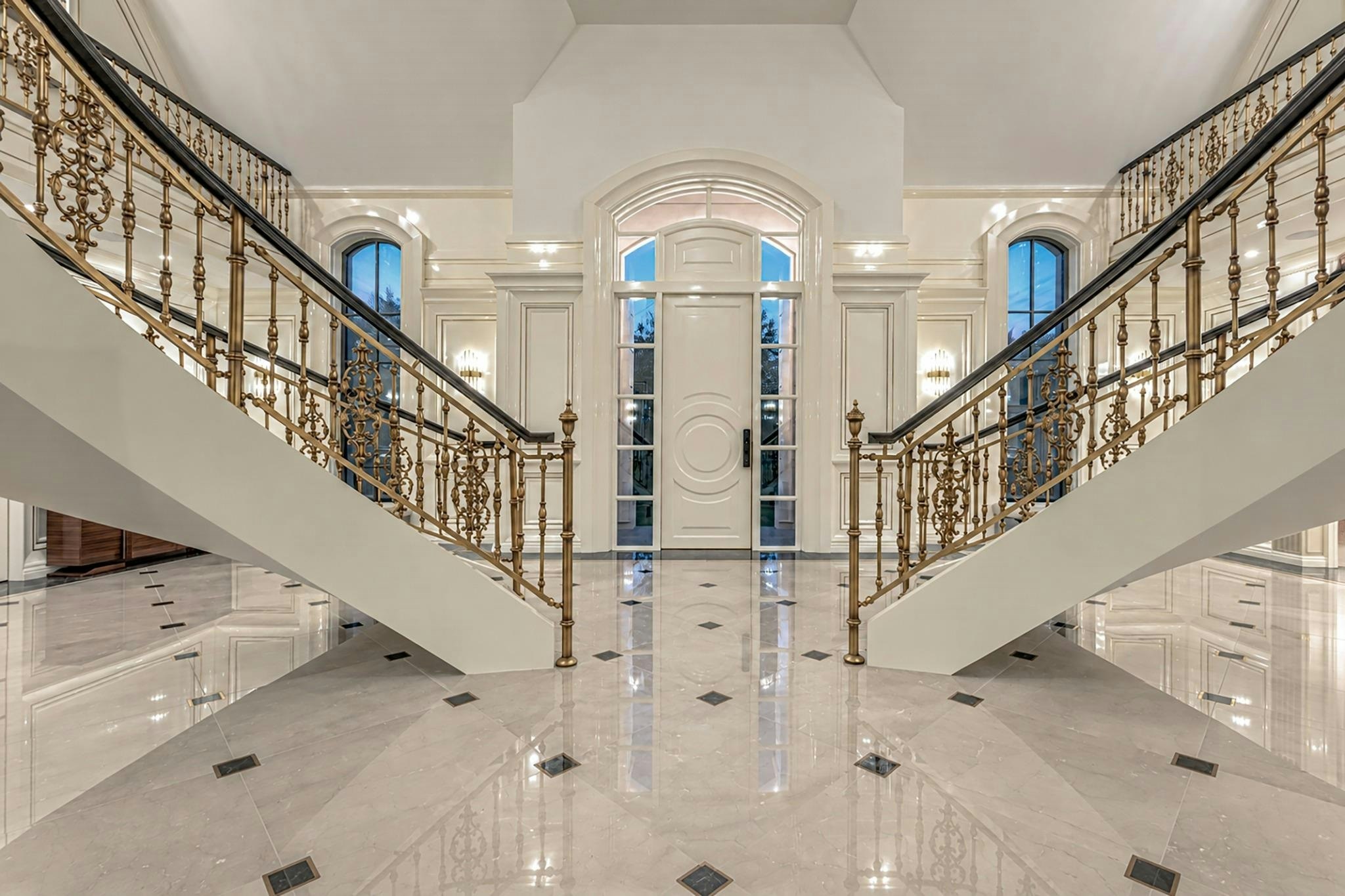2867 Marine Drive - 5