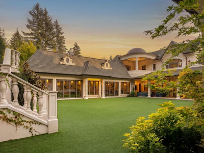 2867 Marine Drive - 3