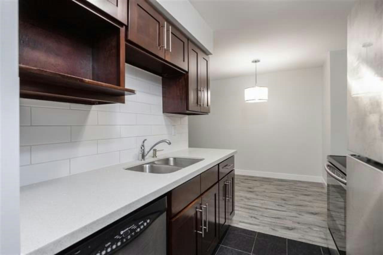 419-9867 Manchester Drive, Burnaby, BC, V3N 4P6 - 6