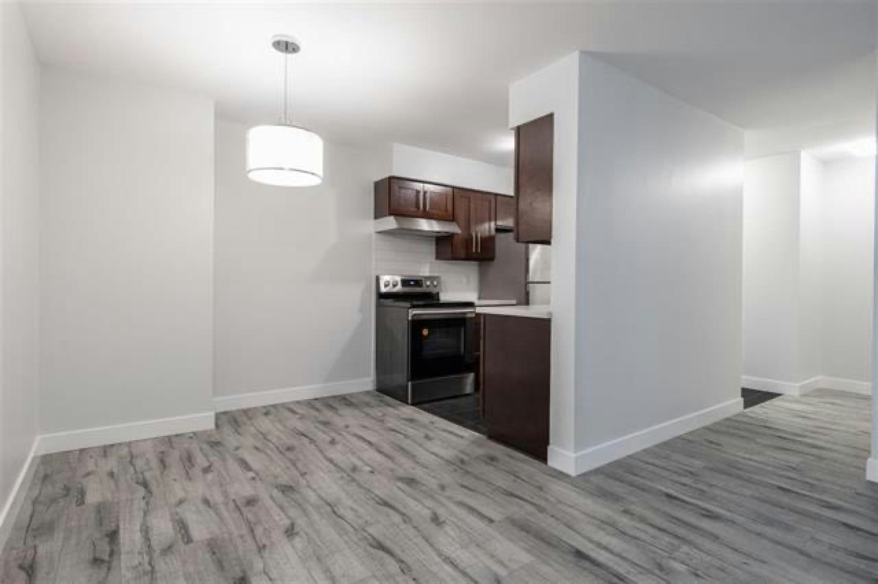 419-9867 Manchester Drive, Burnaby, BC, V3N 4P6 - 7