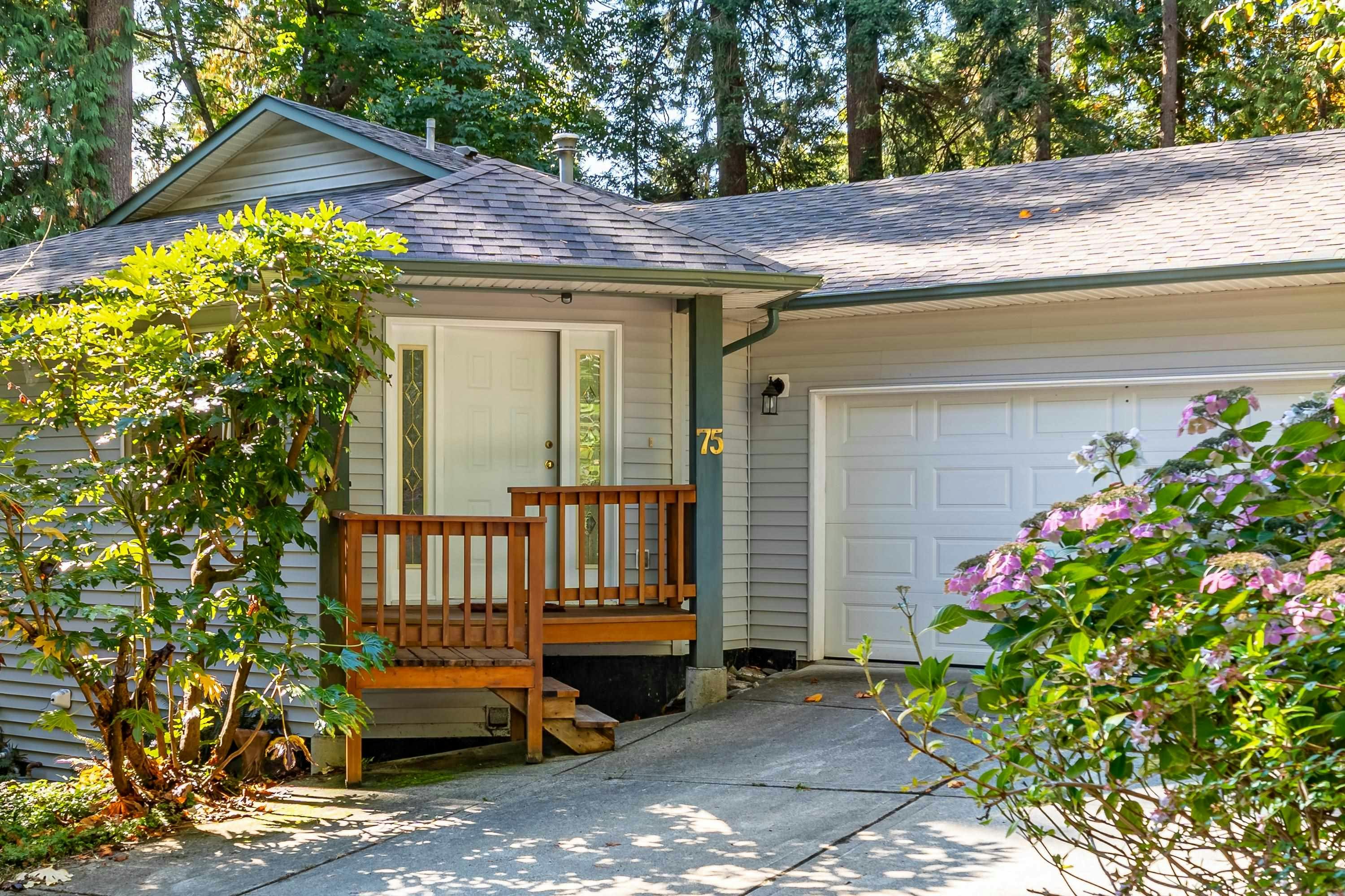 75 Larson Road, Gibsons, BC, V0N 1V3