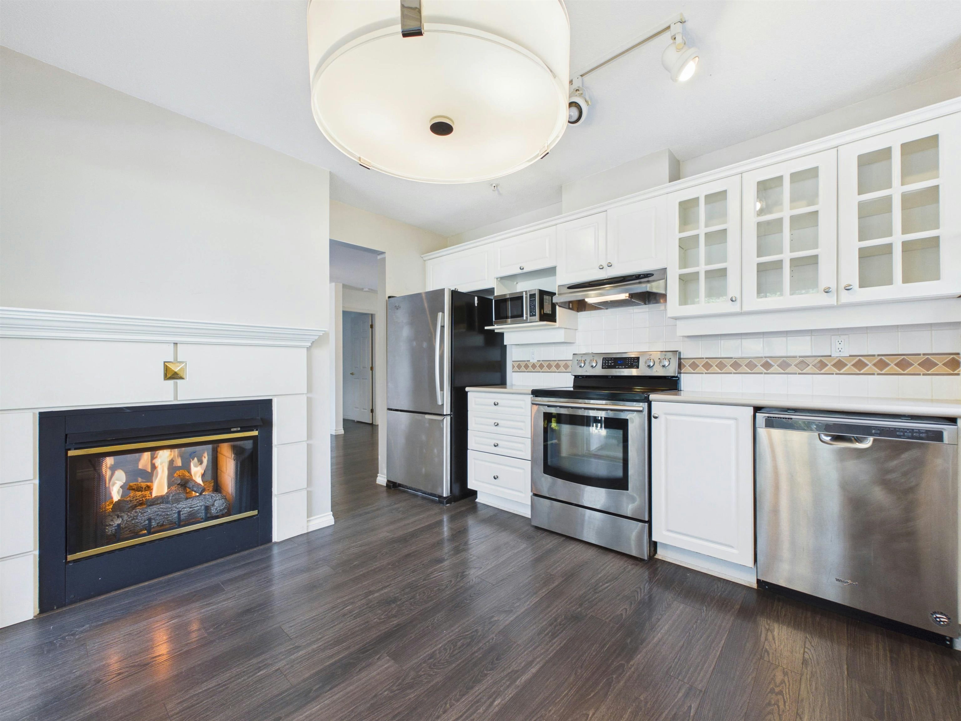 215-12931 Railway Ave Avenue, Richmond, BC, V7E 6M5 - 24