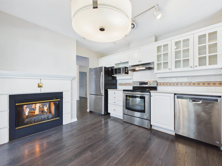 215-12931 Railway Ave Avenue, Richmond, BC, V7E 6M5 - 24