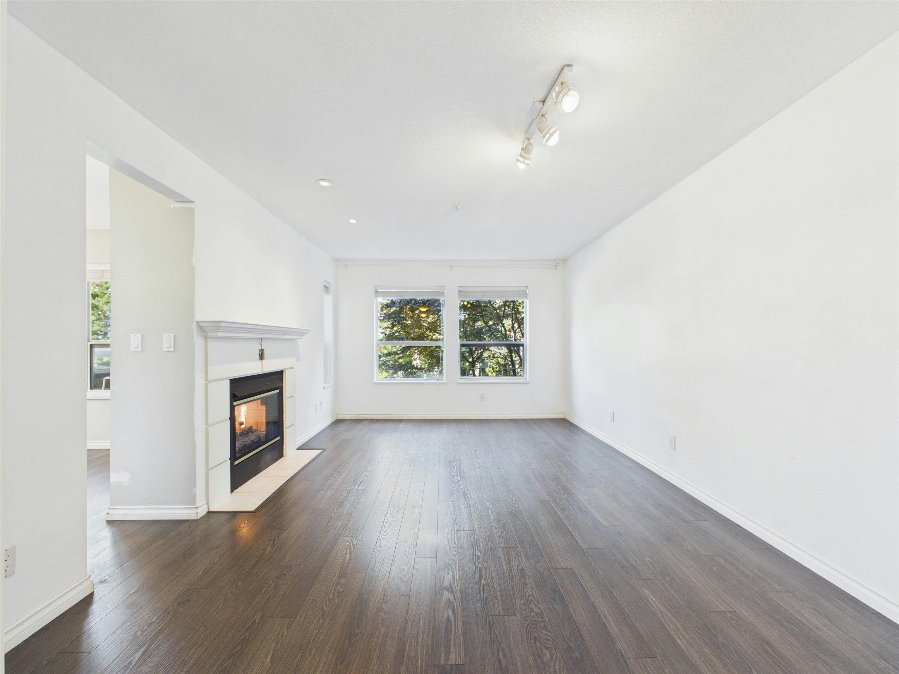 215-12931 Railway Ave Avenue, Richmond, BC, V7E 6M5 - 7