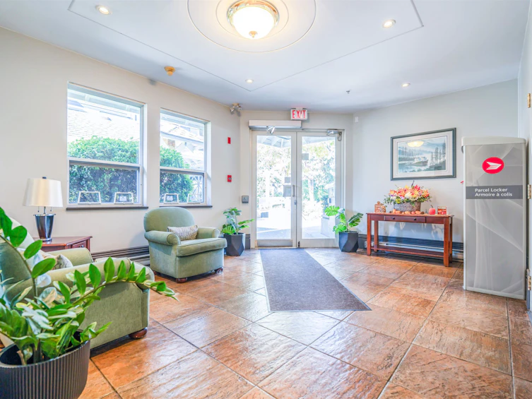 215-12931 Railway Ave Avenue, Richmond, BC, V7E 6M5 - 3
