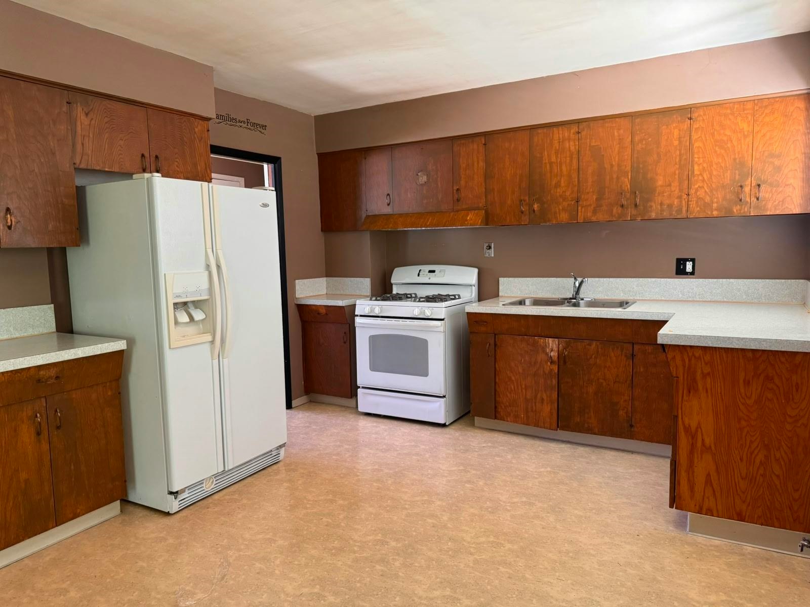 21729 124 Avenue - 5