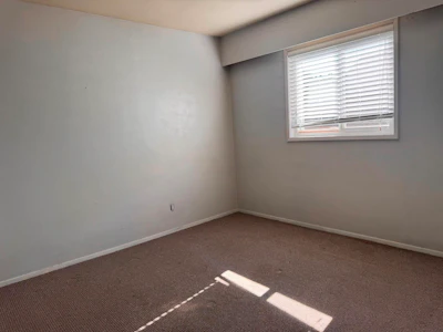 21729 124 Avenue - 3