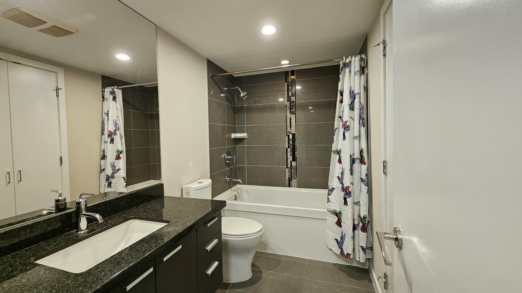 403-2200 Douglas Road, Burnaby, BC, V5C 0G8 - 6