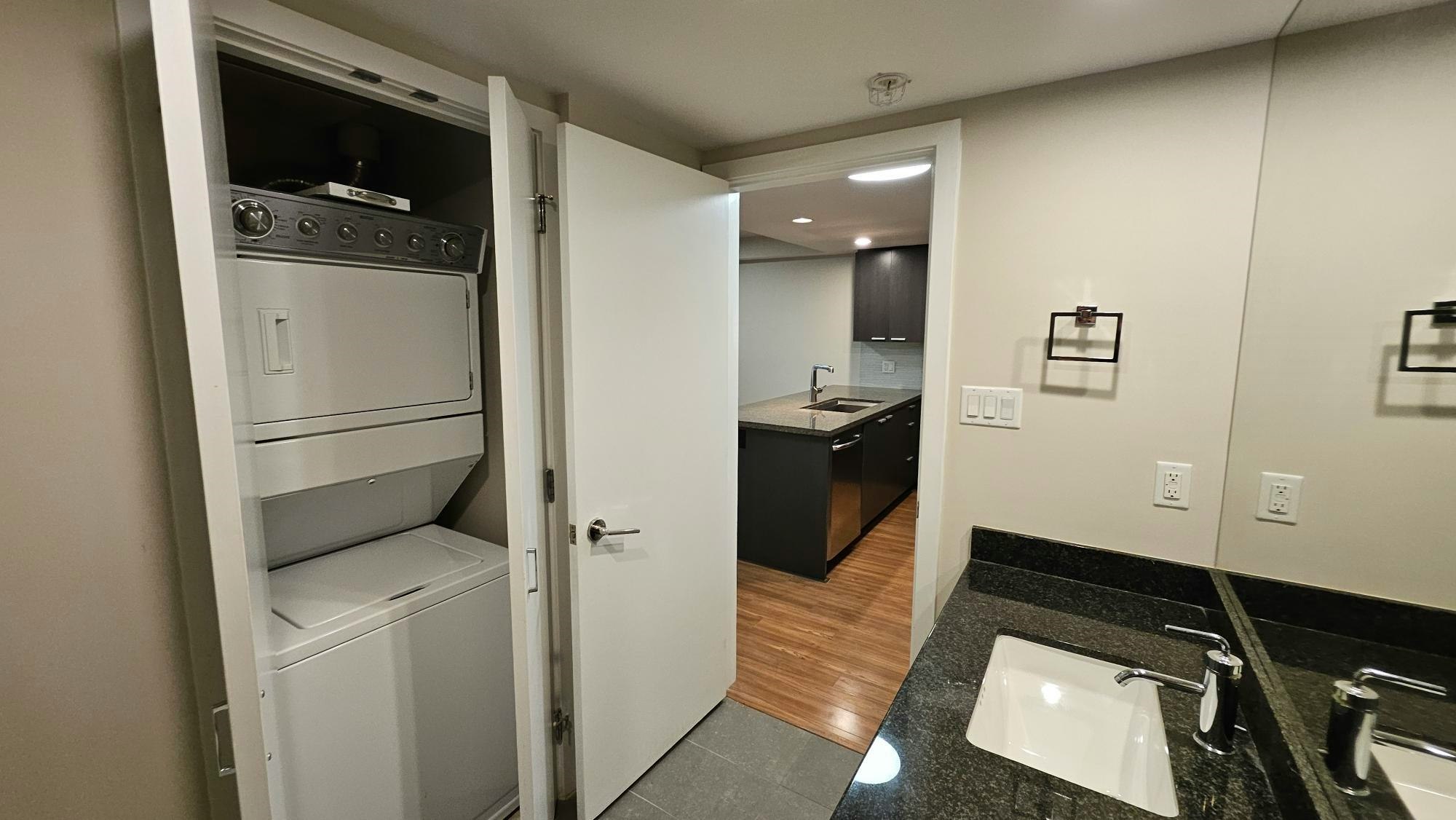 403-2200 Douglas Road, Burnaby, BC, V5C 0G8 - 7