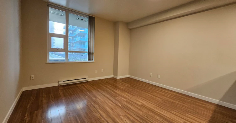 403-2200 Douglas Road, Burnaby, BC, V5C 0G8 - 5
