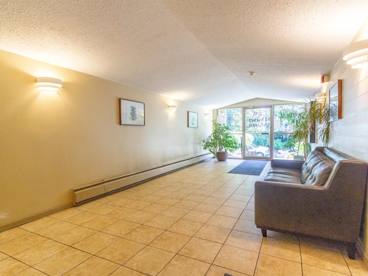 210-270 W 1st Street, North Vancouver, BC, V7M 1B4 - 14