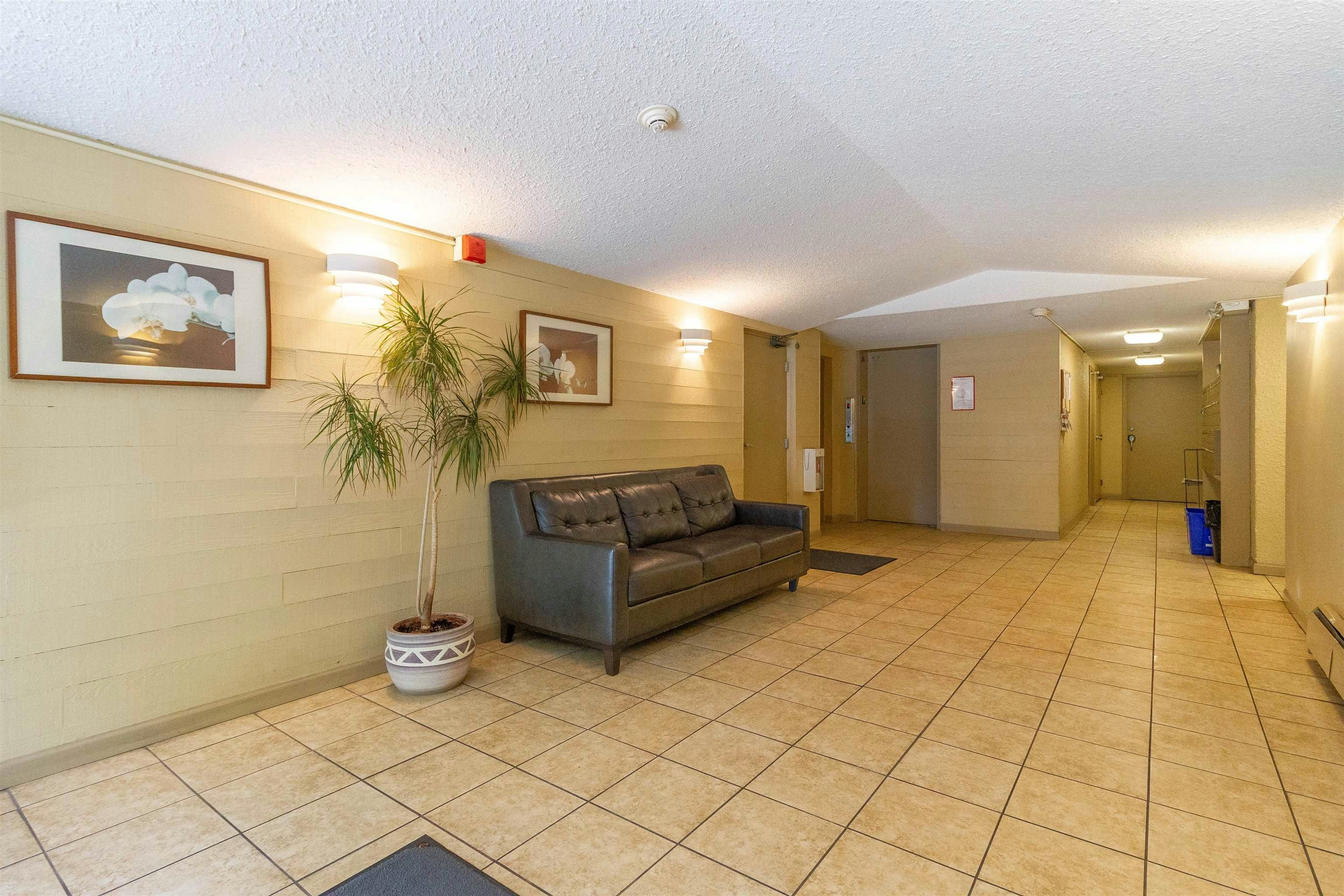 210-270 W 1st Street, North Vancouver, BC, V7M 1B4 - 16
