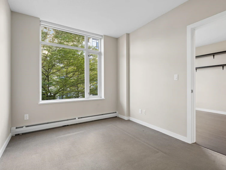 711-1708 Columbia Street, Vancouver, BC, V5Y 0H7 - 9
