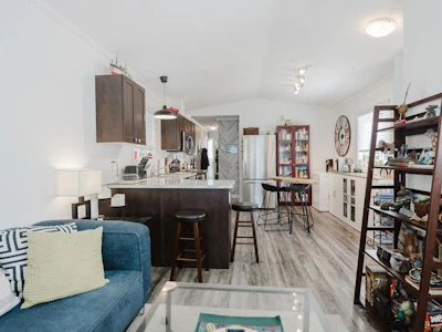 13-4496 Sunshine Coast Highway - 5