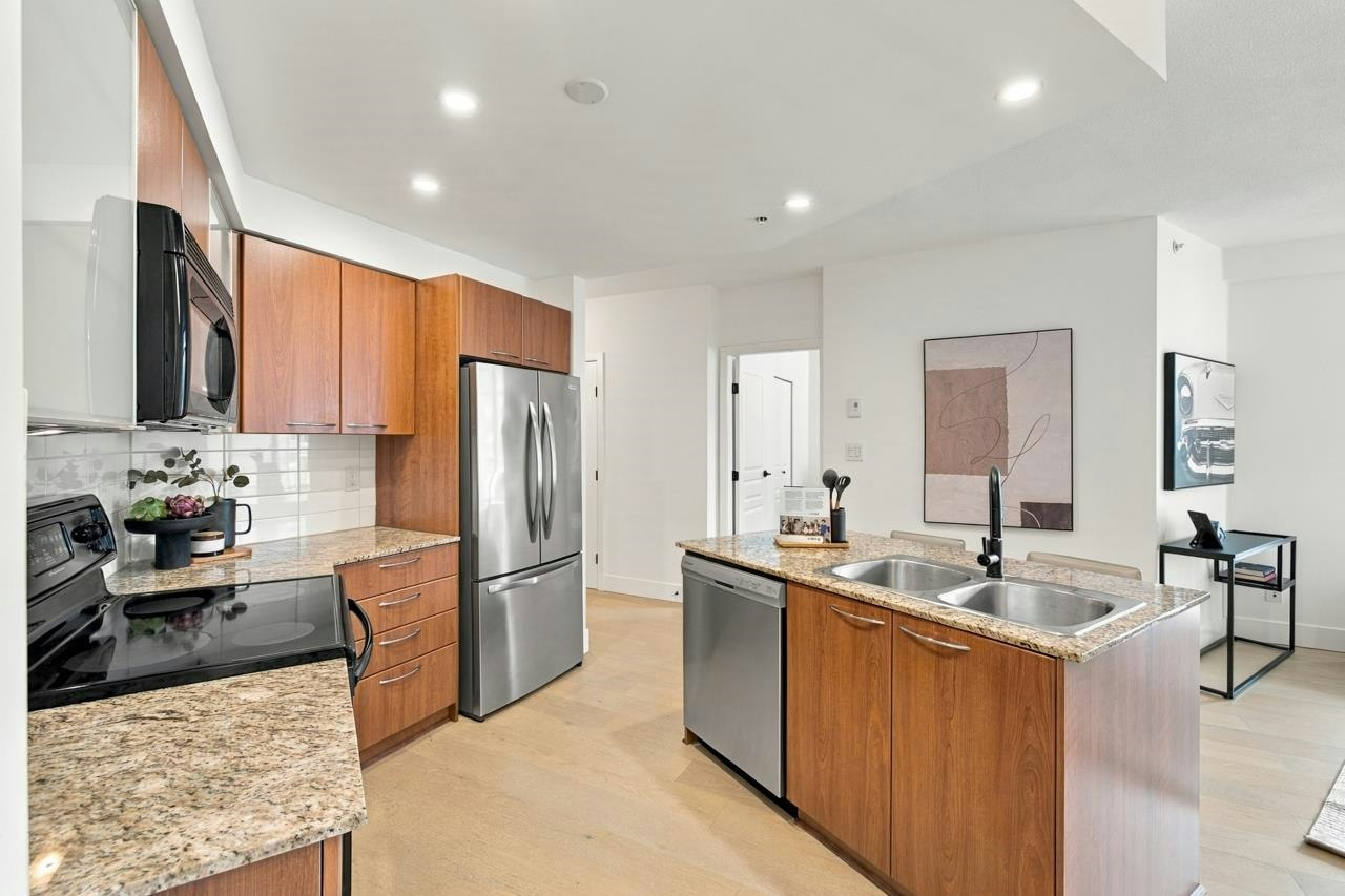 421-4028 Knight Street, Vancouver, BC, V5N 5Y8 - 9