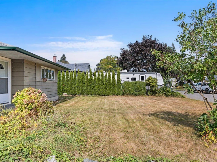9647 Windsor Street, Chilliwack, BC, V2P 6C3 - 17
