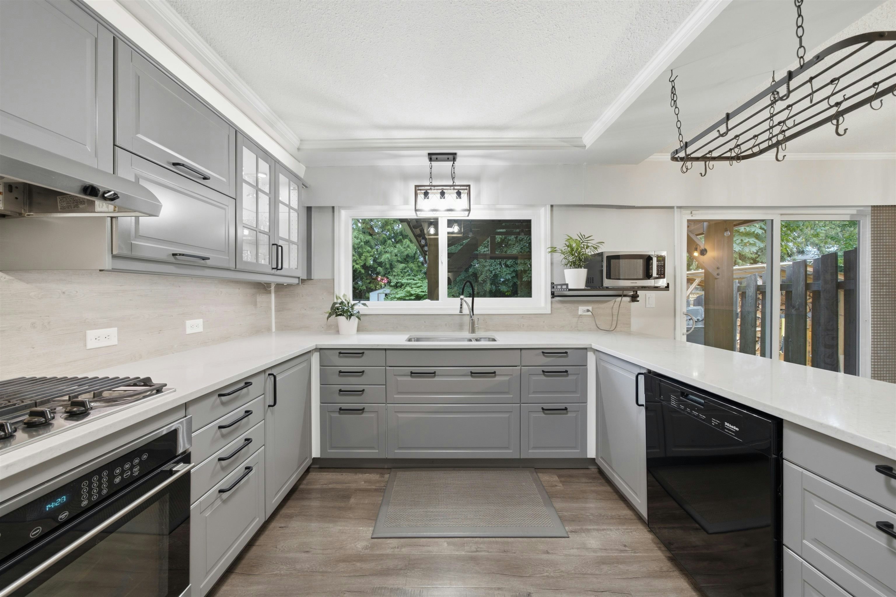 12092 Glenhurst Street, Maple Ridge, BC, V2X 6V9 - 11