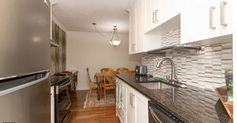 1007-150 15th East Street, North Vancouver, BC, V7L 4N9 - 9