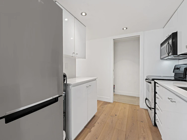 603-130 E 2nd Street, North Vancouver, BC, V7L 1C3 - 14