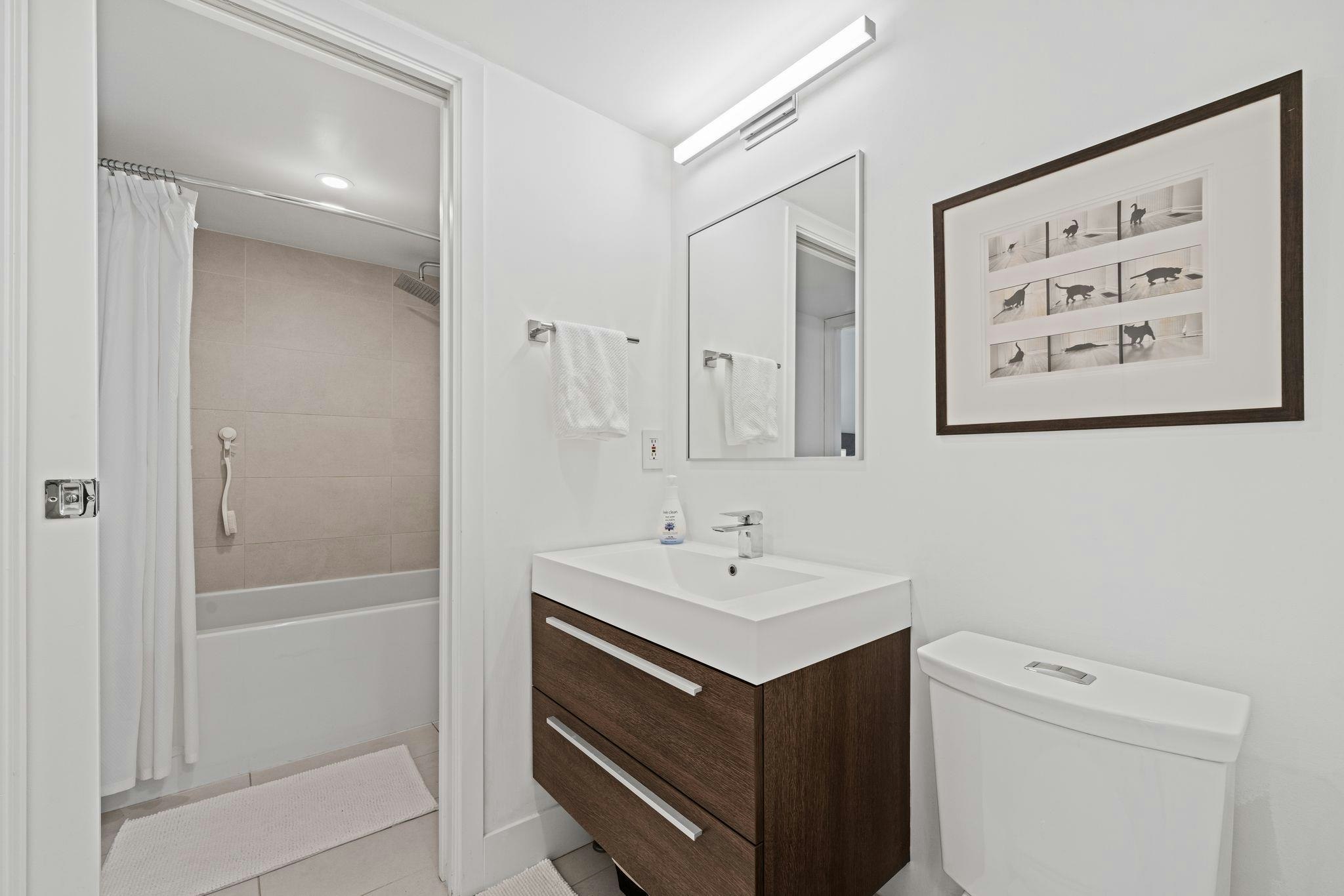 603-130 E 2nd Street, North Vancouver, BC, V7L 1C3 - 23