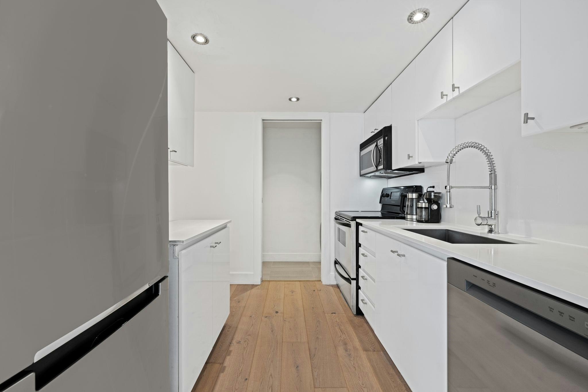 603-130 E 2nd Street, North Vancouver, BC, V7L 1C3 - 12