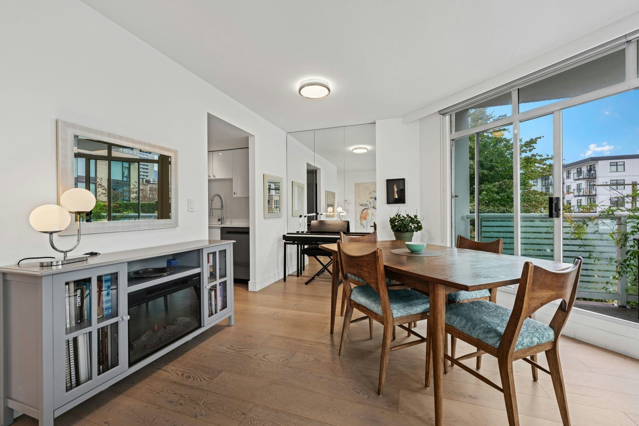 603-130 E 2nd Street, North Vancouver, BC, V7L 1C3 - 11