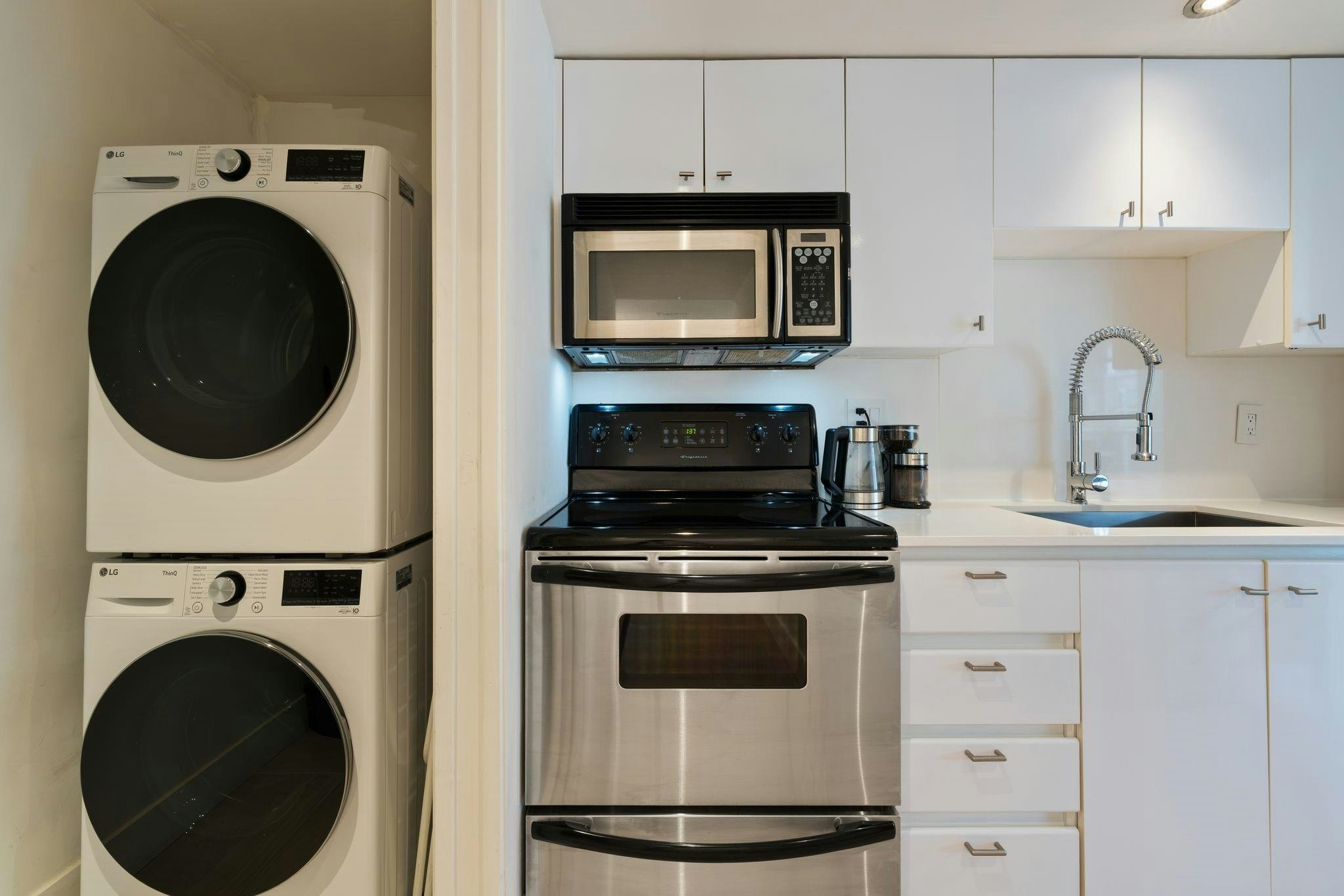 603-130 E 2nd Street, North Vancouver, BC, V7L 1C3 - 24