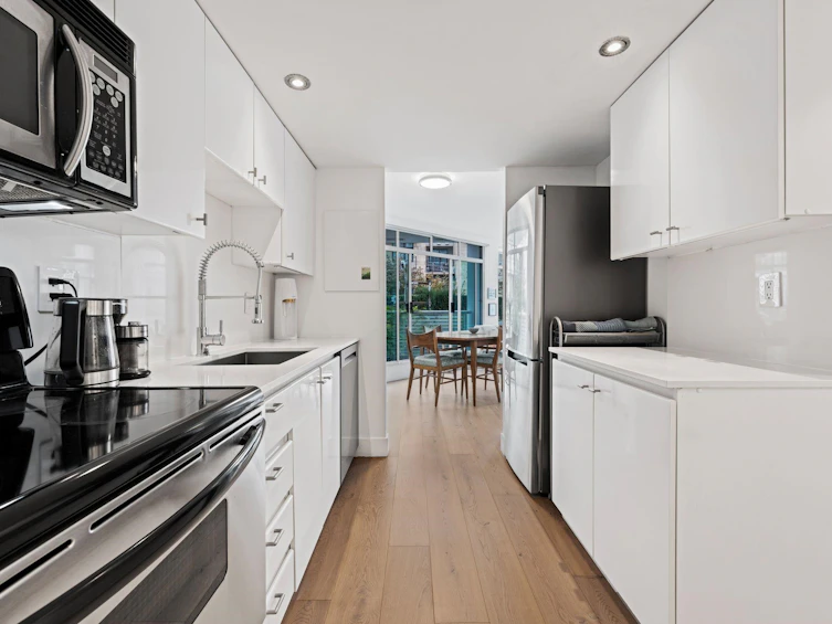 603-130 E 2nd Street, North Vancouver, BC, V7L 1C3 - 17