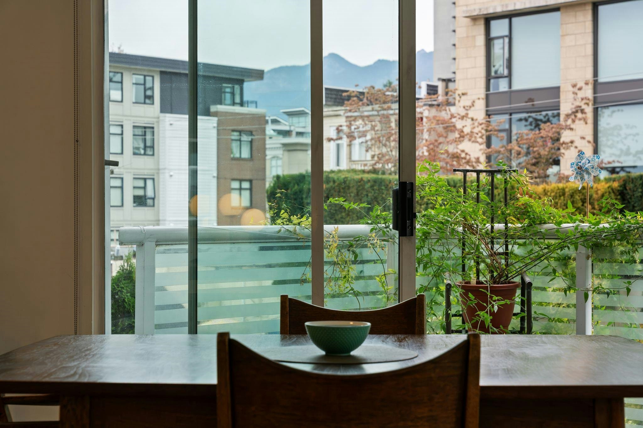 603-130 E 2nd Street, North Vancouver, BC, V7L 1C3 - 9