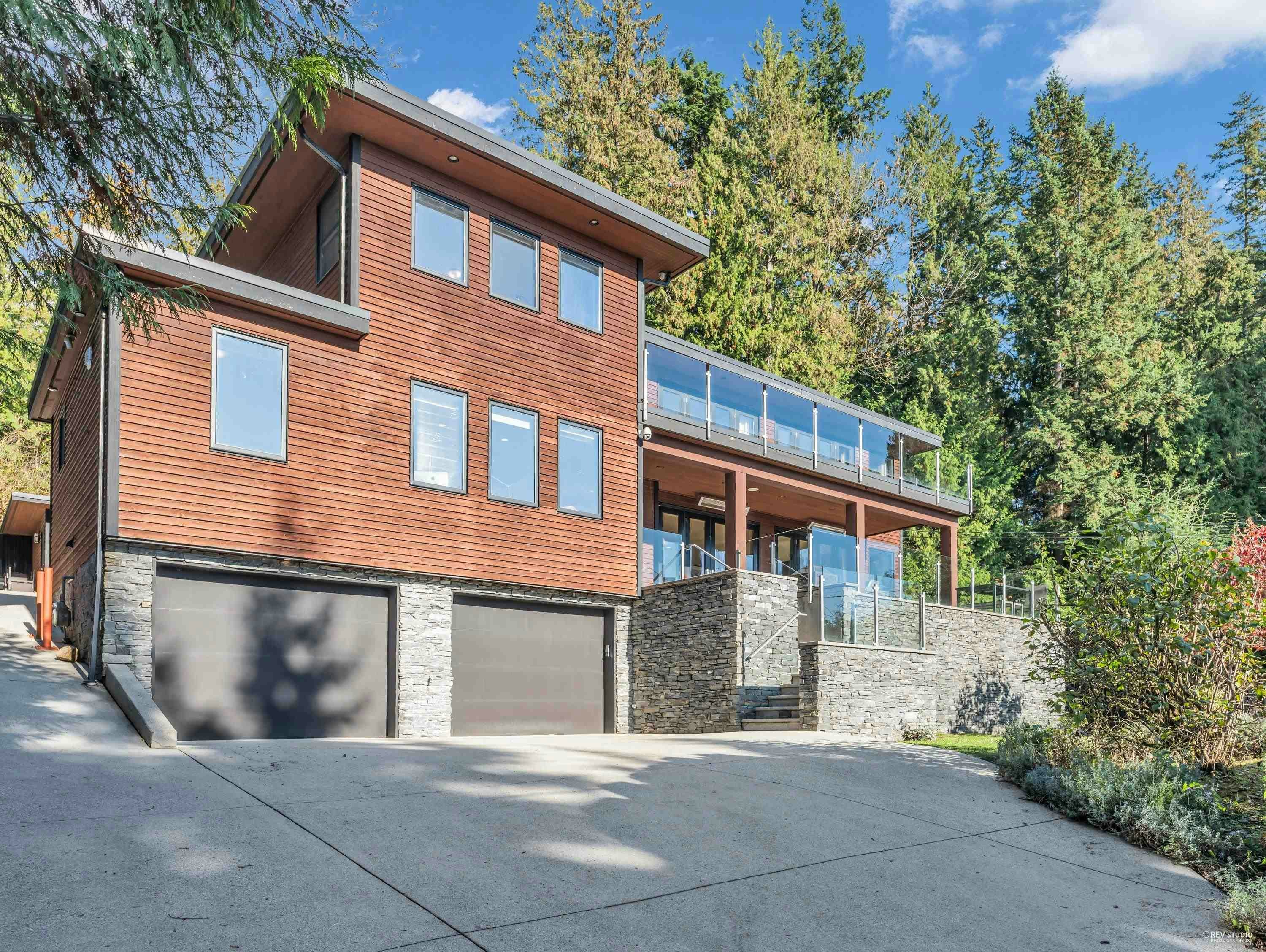 4742 Caulfeild Drive, West Vancouver, BC, V7W 1G5