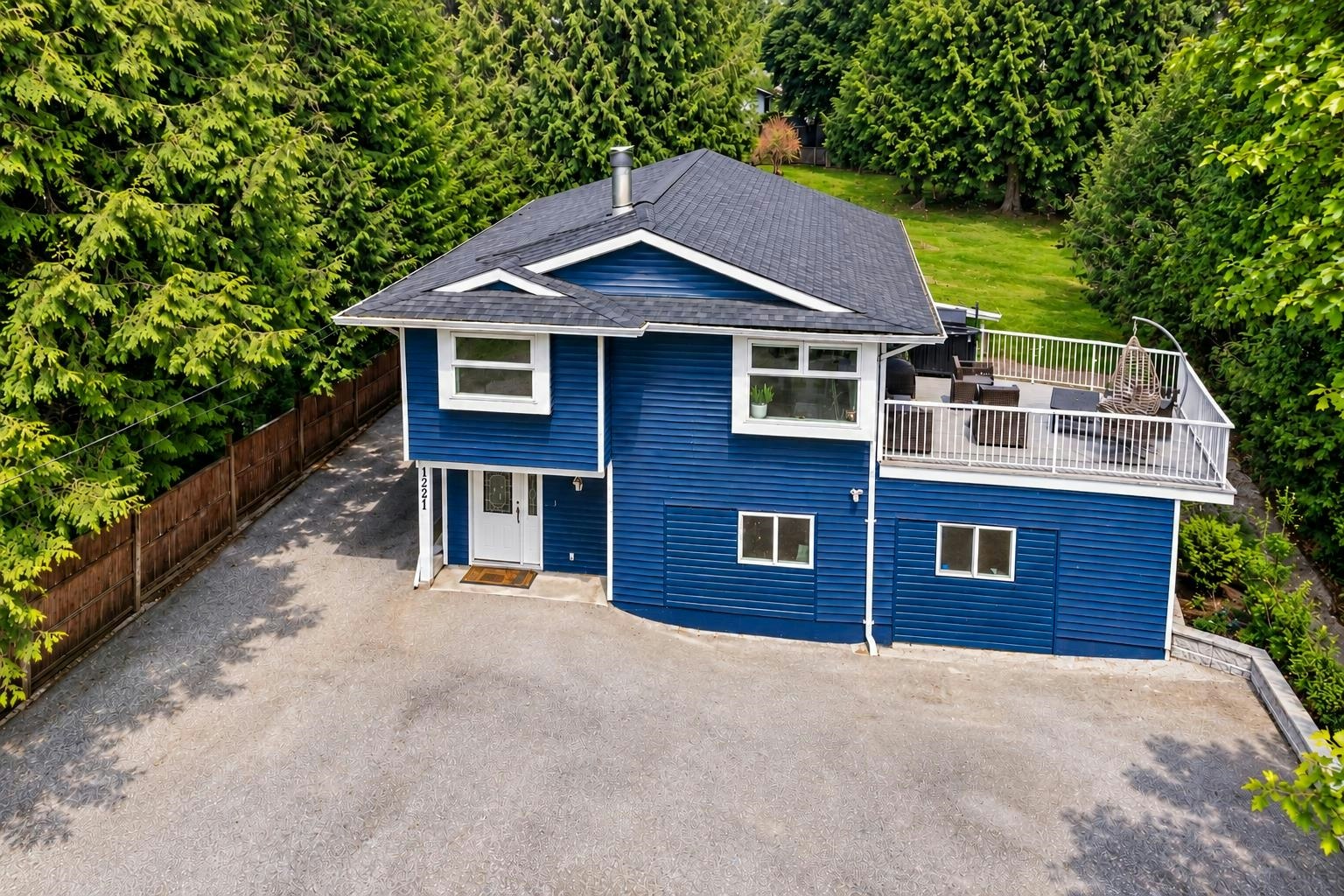 1221 Rochester Avenue, Coquitlam, BC, V3K 2X3