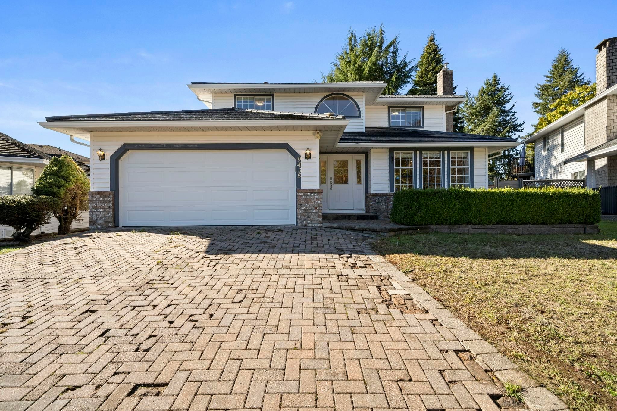 9435 156a Street, Surrey, BC, V4N 3B5