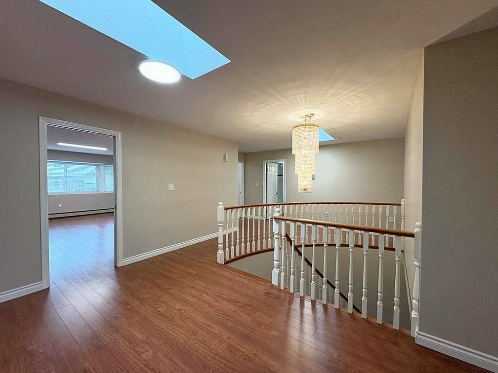 Upper-5225 Canada Way, Burnaby, BC, V5E 3N4 - 12