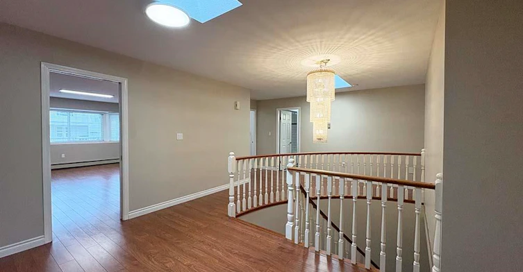 Upper-5225 Canada Way, Burnaby, BC, V5E 3N4 - 12