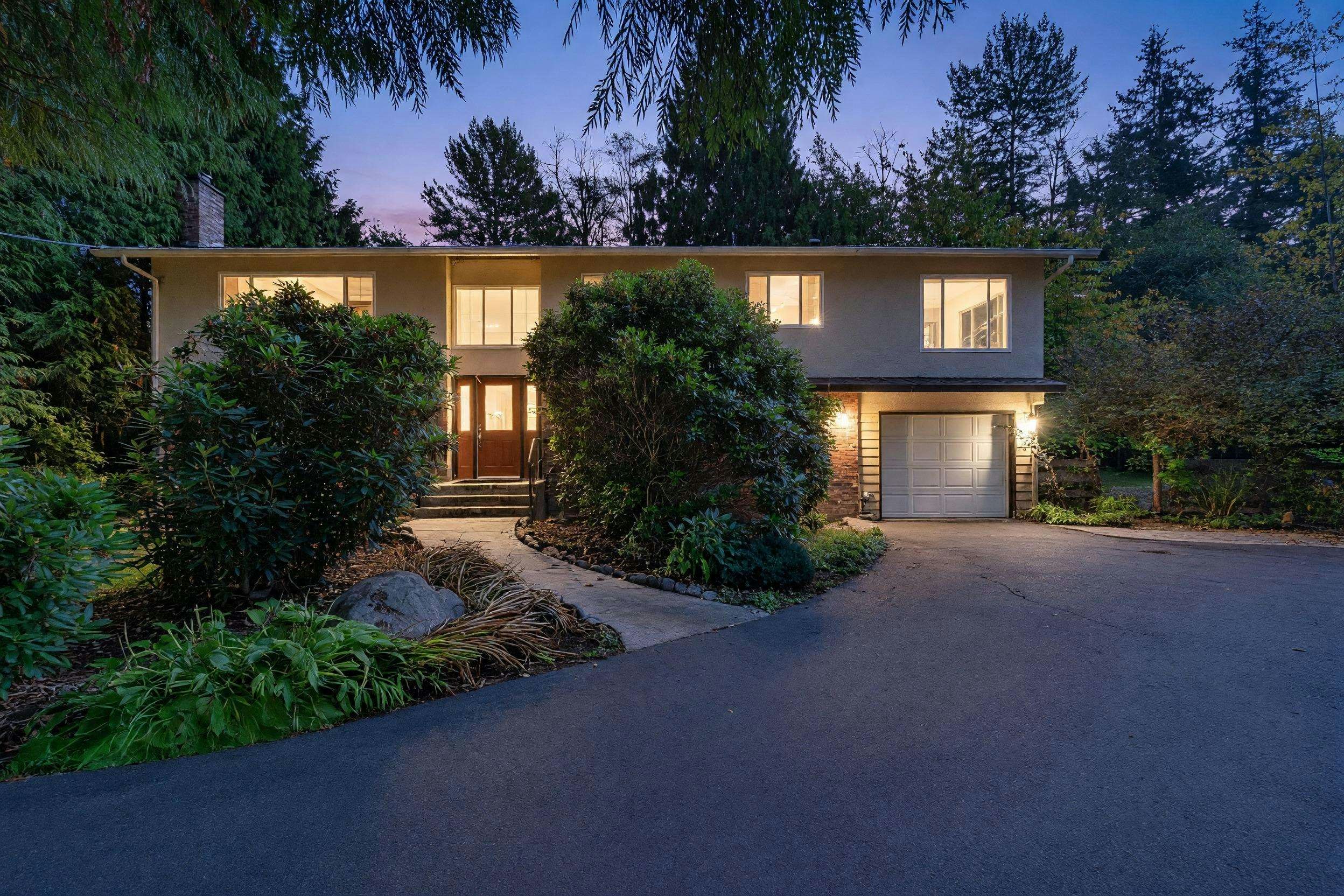 2244 171 Street, Surrey, BC, V3Z 9X6