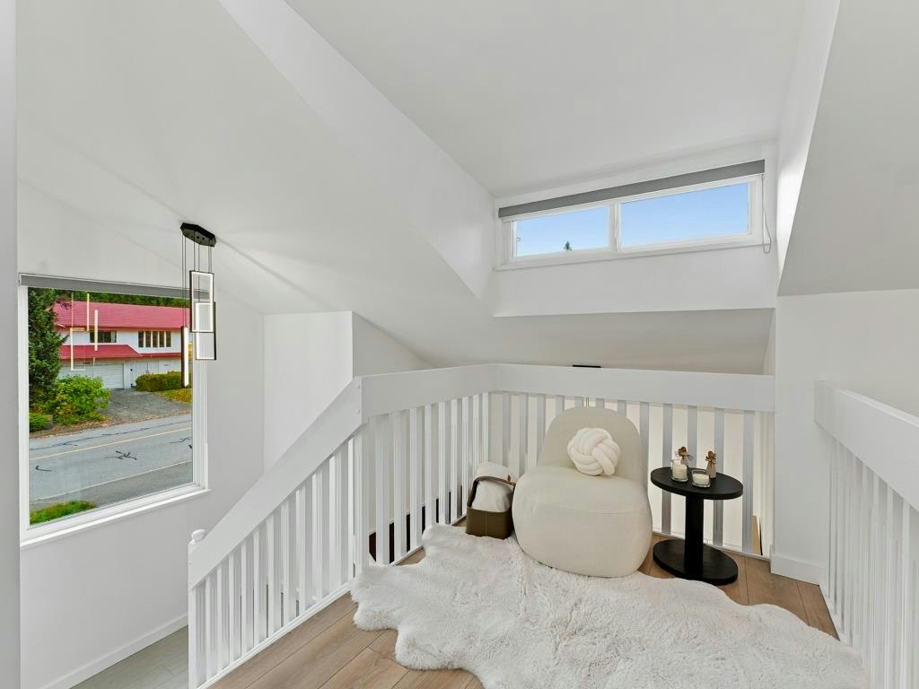 2045 Kirkstone Road, North Vancouver, BC, V7J 3M9 - 15