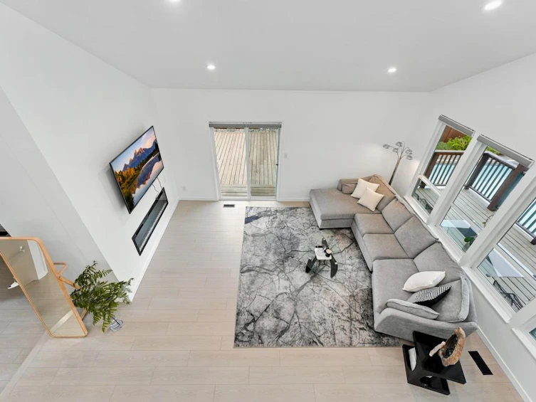2045 Kirkstone Road, North Vancouver, BC, V7J 3M9 - 14