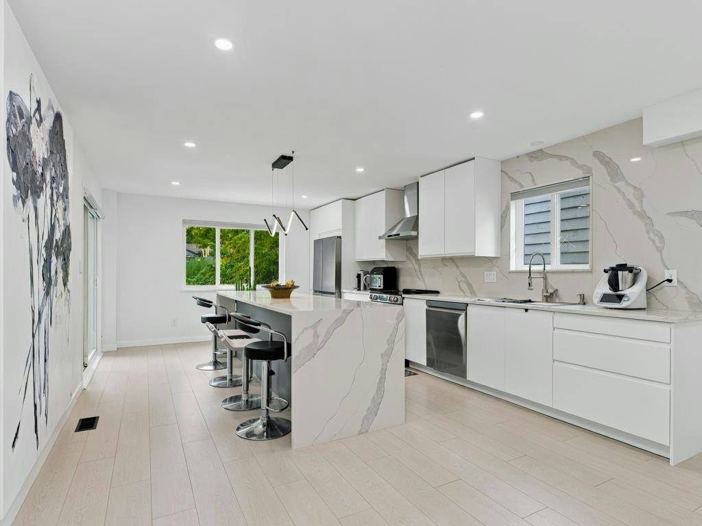 2045 Kirkstone Road - 5