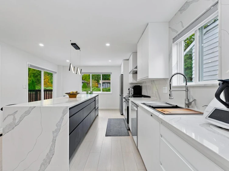 2045 Kirkstone Road, North Vancouver, BC, V7J 3M9 - 6