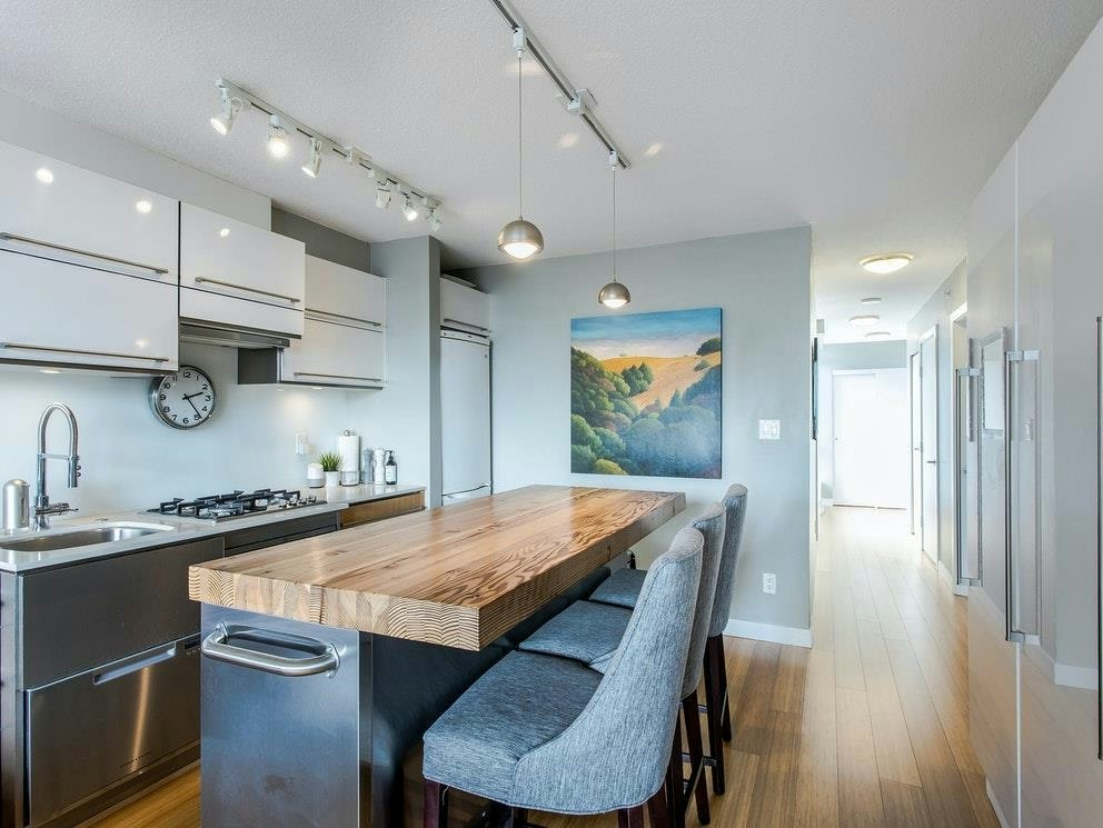 605-718 Main Street, Vancouver, BC, V6A 0B1