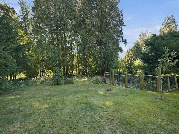 1991 Coach Road, Gibsons, BC, V0N 2W6 - 25