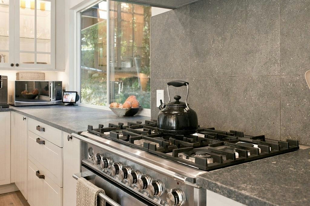 1991 Coach Road, Gibsons, BC, V0N 2W6 - 9
